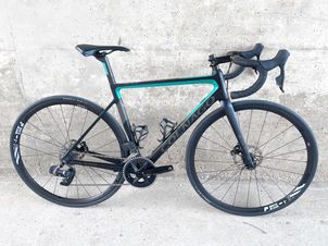 Colnago - V3 Rival AXS, 2022