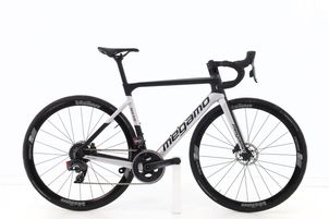 Megamo - Pulse Elite Carbon AXS 12V, 